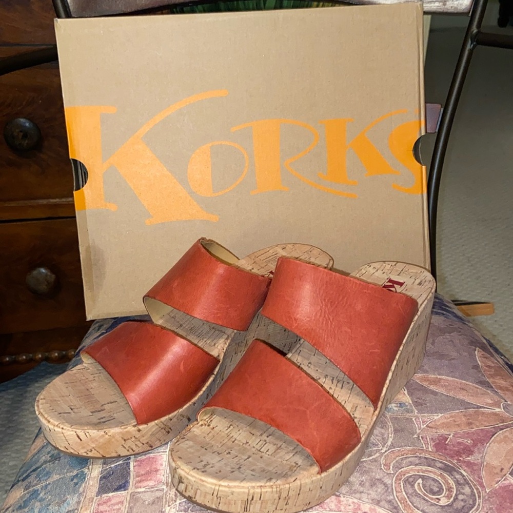 Korks Deltona Reddish Brown Leather Slide Sandals